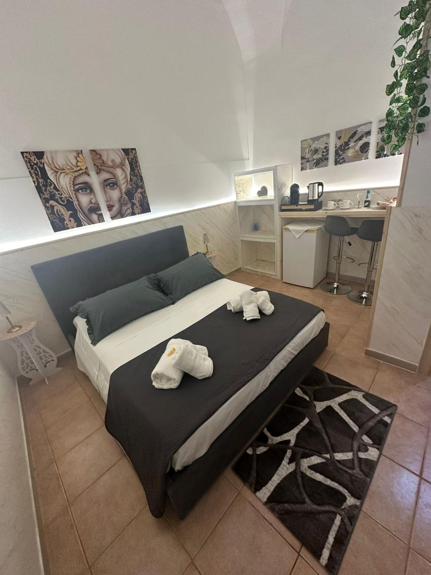 House Luroke * Catania