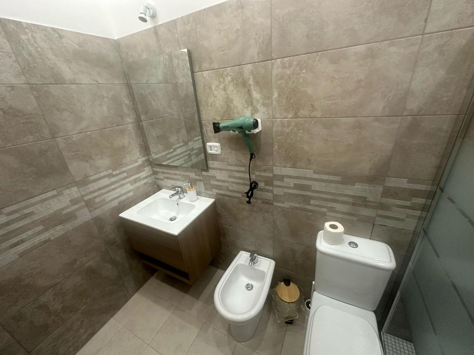 House Luroke Apartment